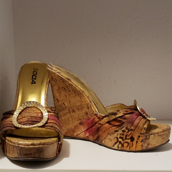 Wedges - Picture 2 of 2